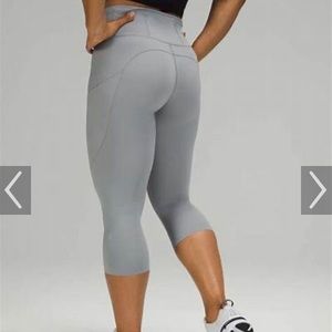 Fast and Free High Rise Crop 19”